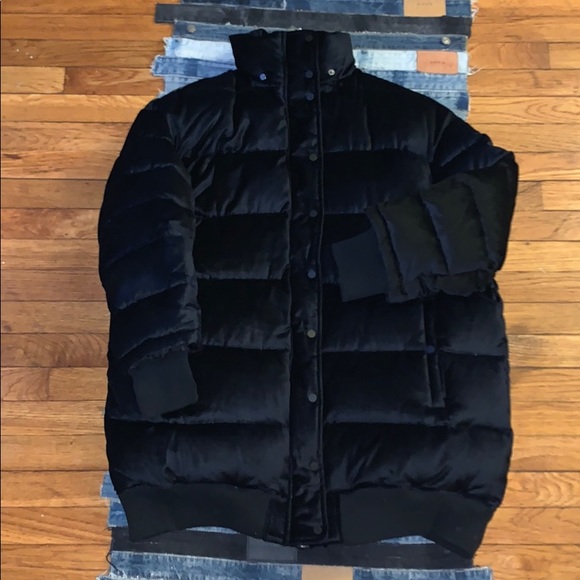 H&M Jackets & Blazers - H&M Oversized Down Jacket ❤️